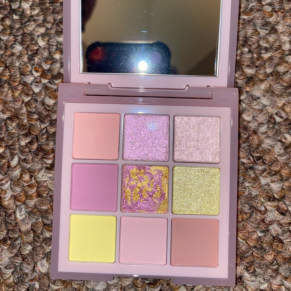 Huda Beauty Pastels Rose